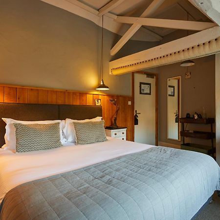 Hotel Timbrell'S Yard à Bradford-On-Avon Extérieur photo